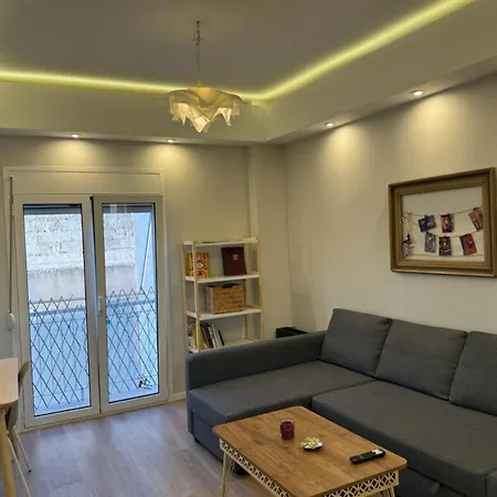 Glory Pippinou Apartment *